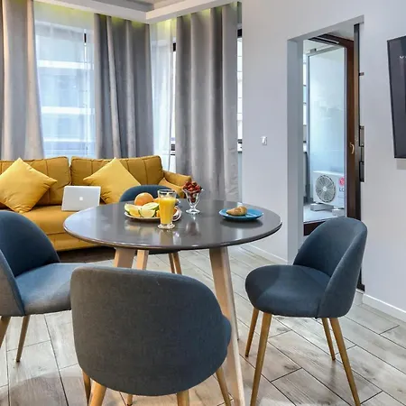 Kazou Arkadia Apartmán *