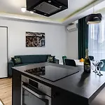 Kazou Arkadia Apartmán *