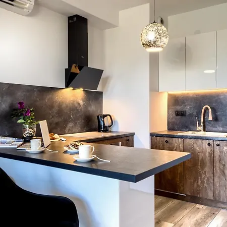 Appartement Kazou Arkadia Warschau