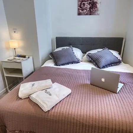 Apartment Kazou Arkadia Warsaw