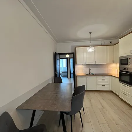 Apartment Kazou Arkadia *