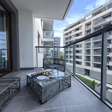 Kazou Arkadia Apartment