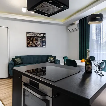 Kazou Arkadia Apartment *